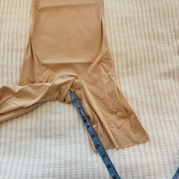 KKP Smartgrip Slip Open Bust Soft Nude Full Slimming Shapewear Size XS NWT - Picture 9 of 9